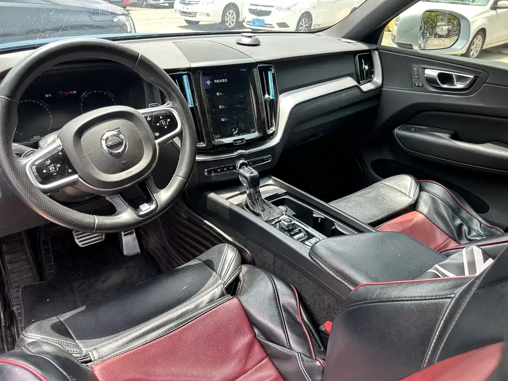 Volvo XC60 — миниатюра 6