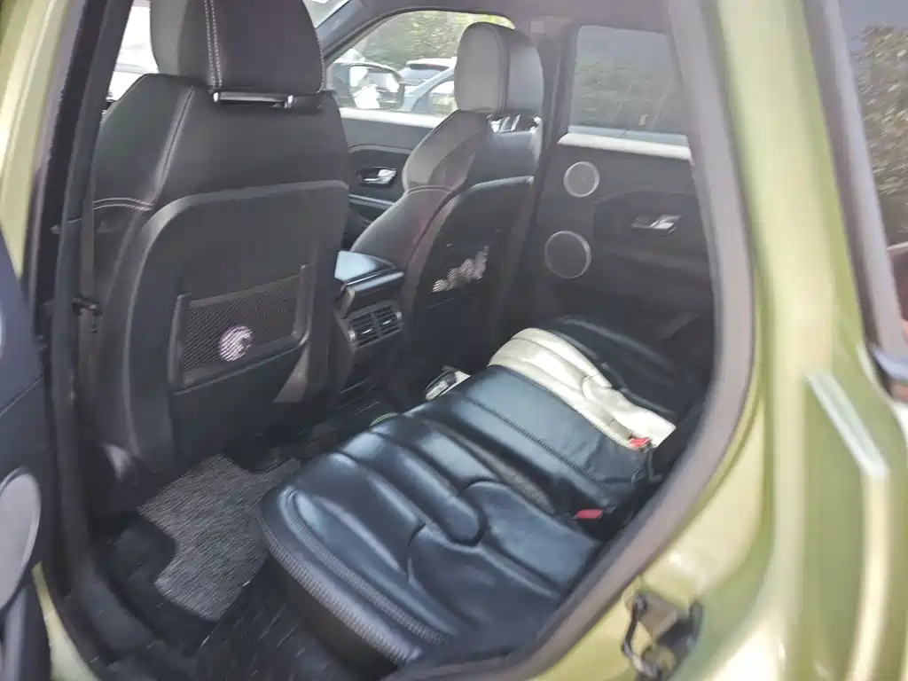 Land Rover Range Rover Evoque 2012 2.0T 5