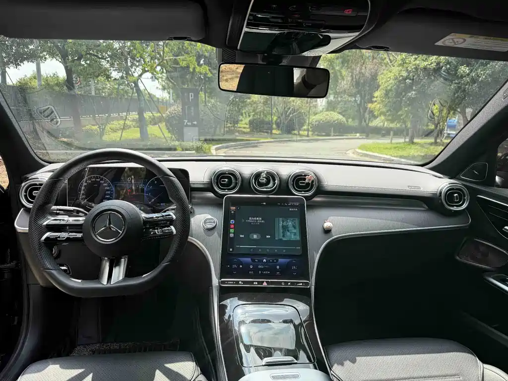 Mercedes-Benz C-Class — миниатюра 8