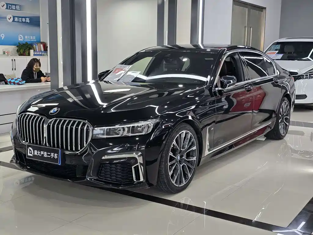 BMW 7 SERIES