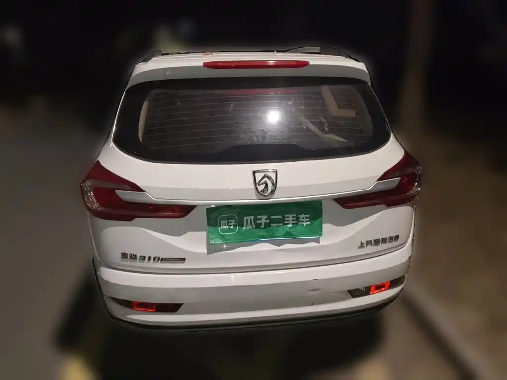 Baojun 310W — миниатюра 3