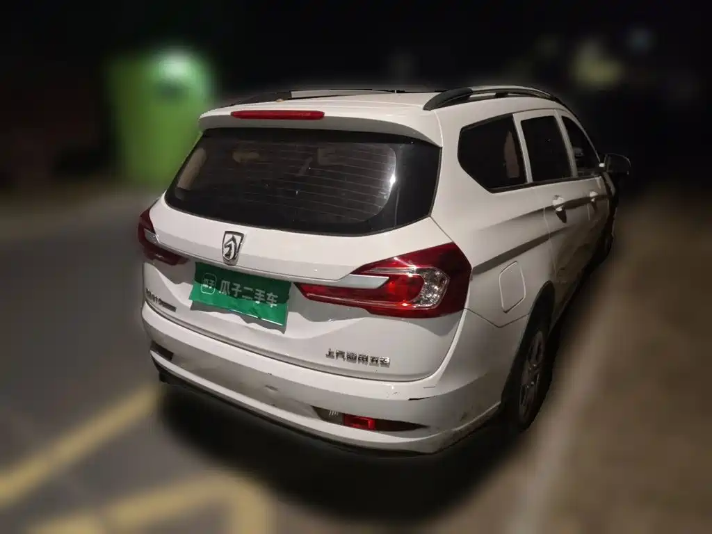 Baojun 310W — миниатюра 4