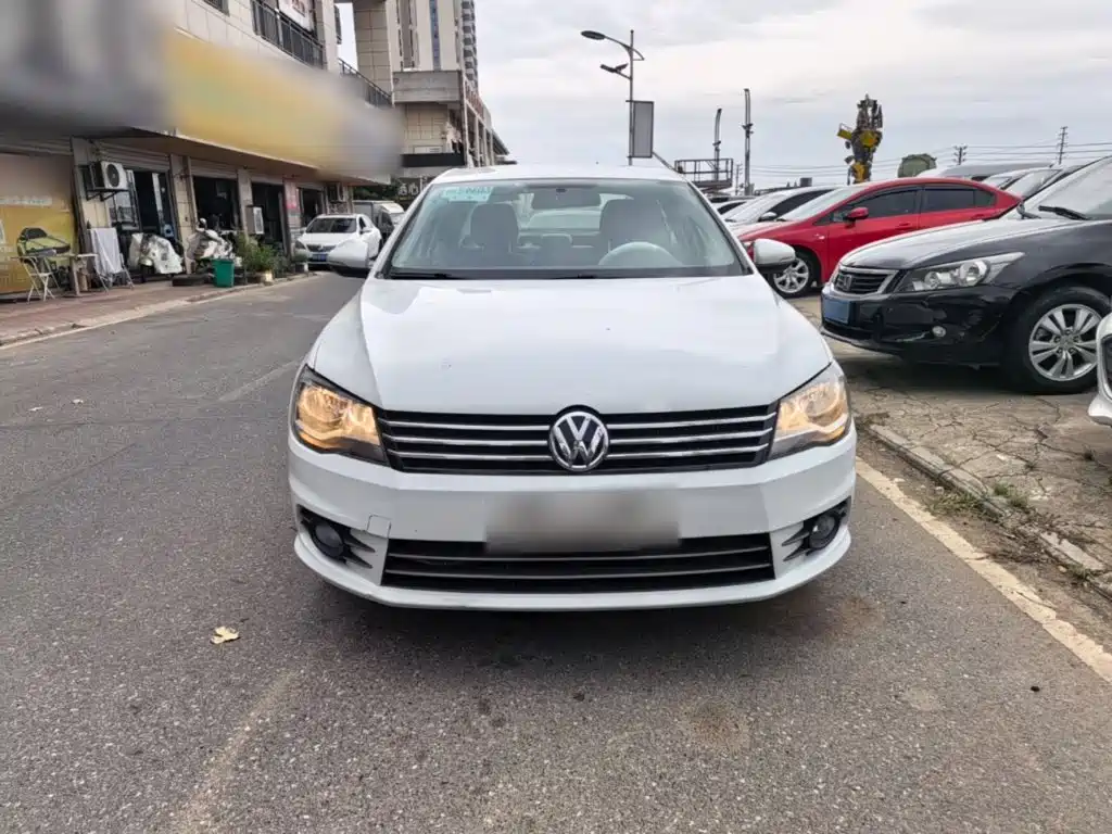 Volkswagen Bora — миниатюра 3