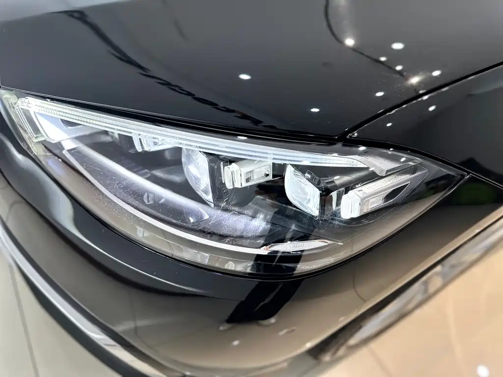 Mercedes-Benz S-Class — миниатюра 21