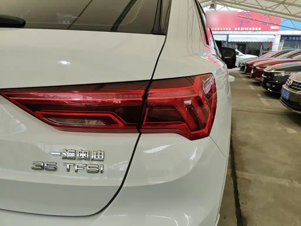 Audi Q3 — миниатюра 8