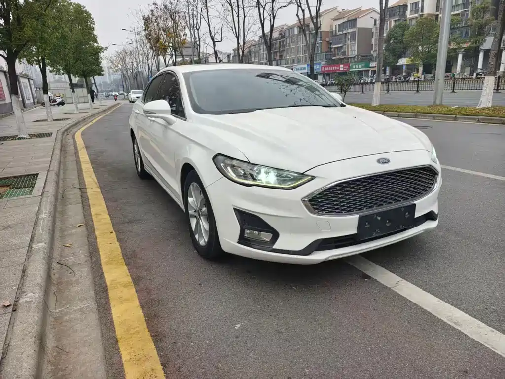 Ford Mondeo 2020 EcoBoost 180 Luxury