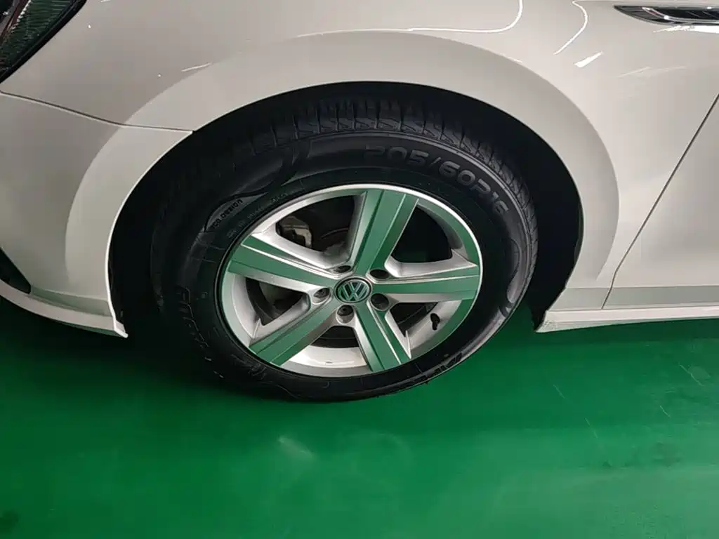 Volkswagen Lamando — миниатюра 23