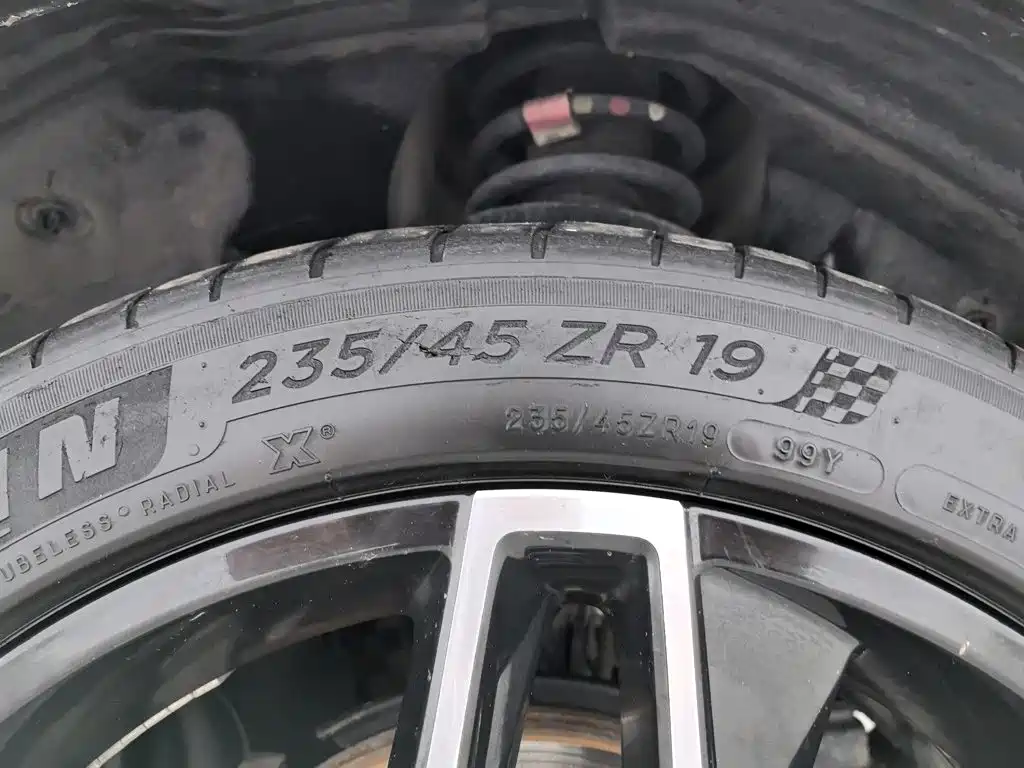 Roewe RX5 — миниатюра 24