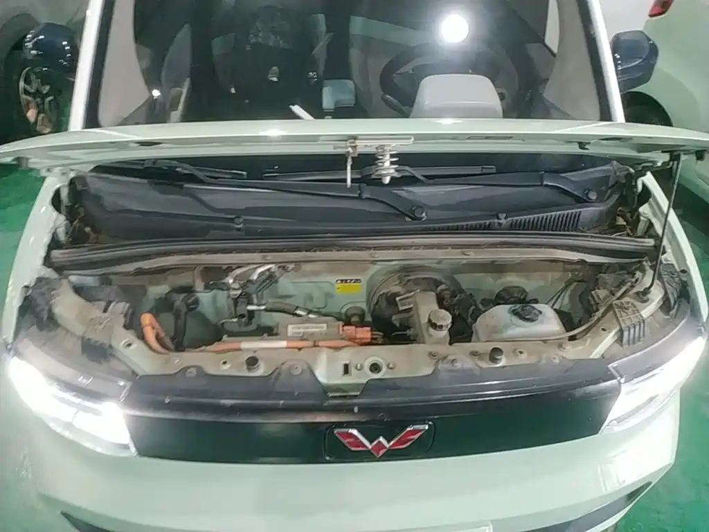 Wuling MINIEV — миниатюра 20
