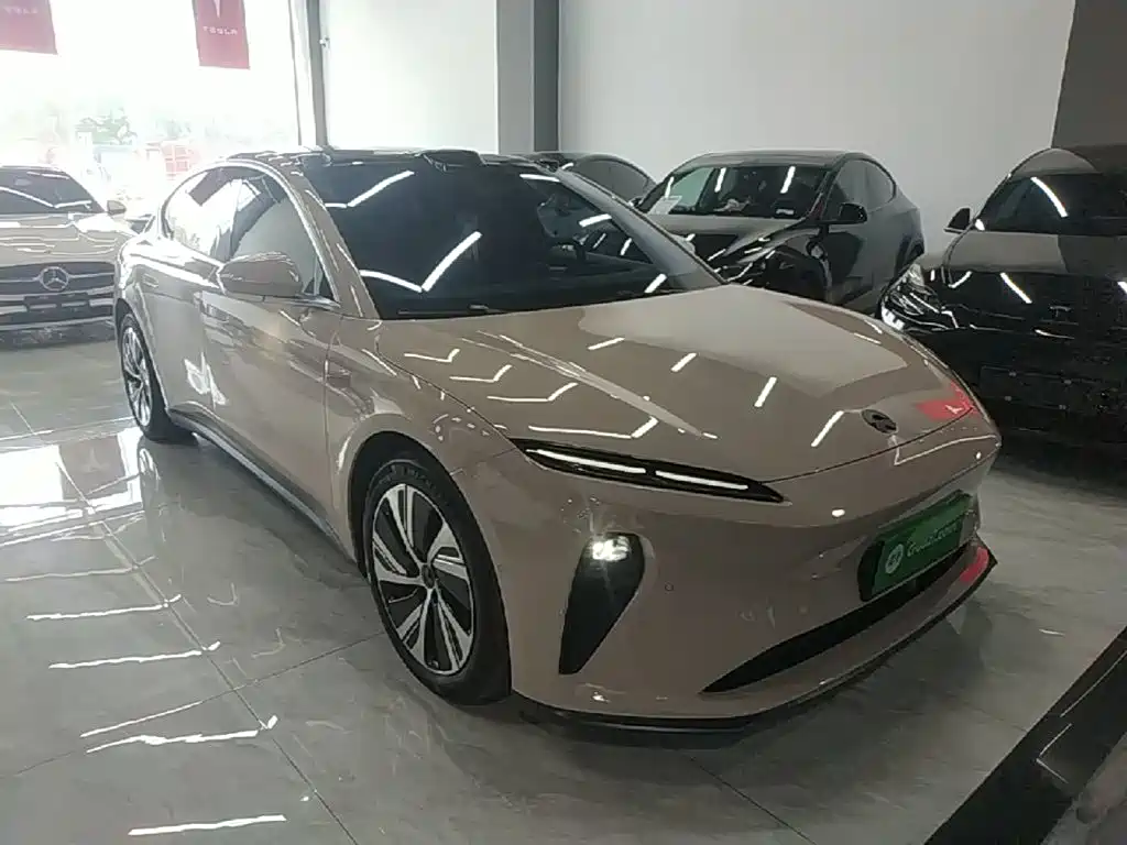 NIO ET5 — миниатюра 4