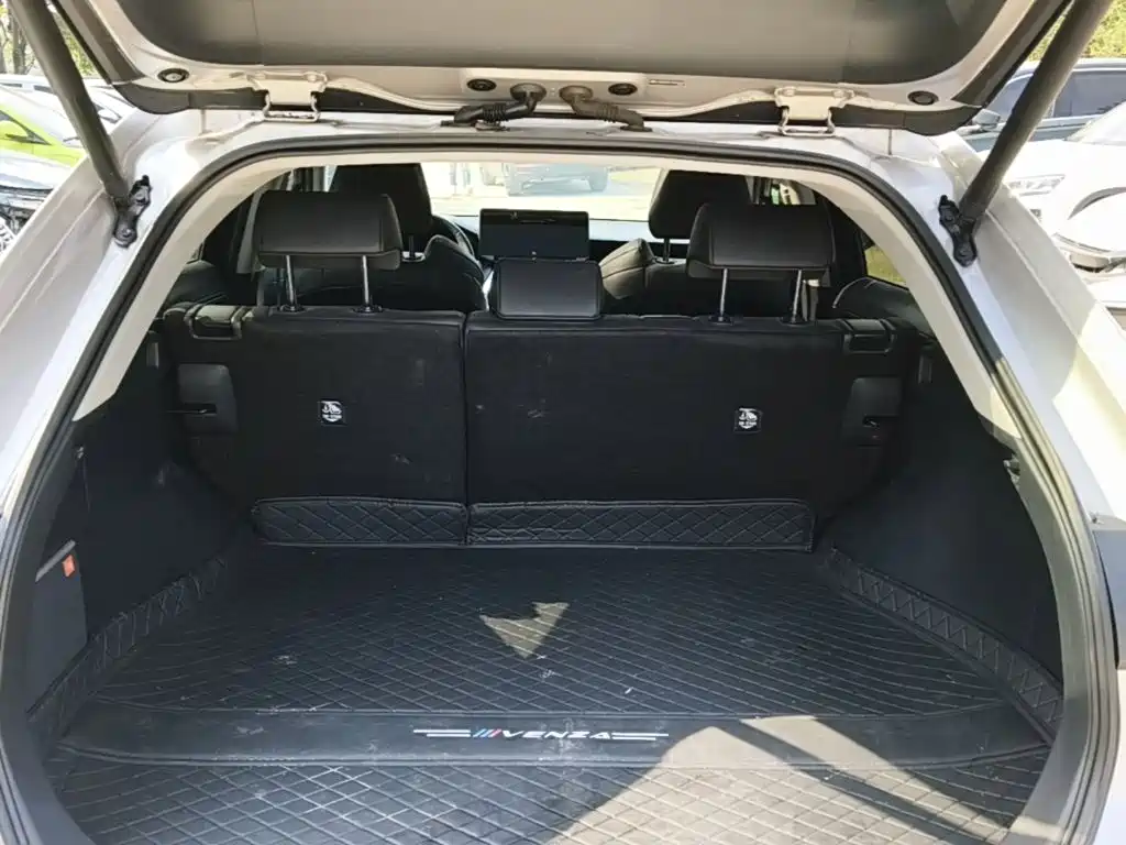 Toyota Venza — миниатюра 10