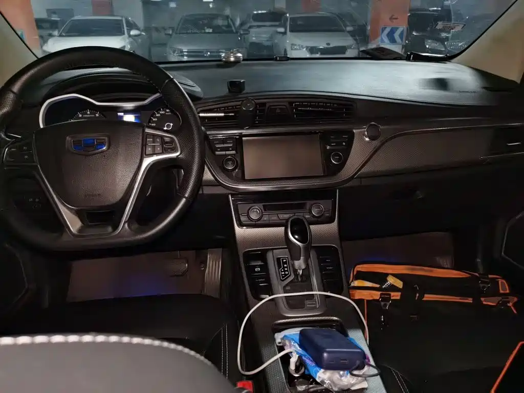Geely Emgrand GS — миниатюра 13