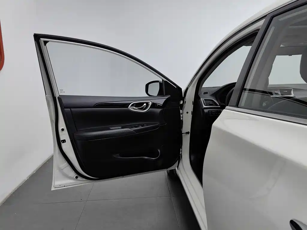 Nissan Sylphy — миниатюра 8