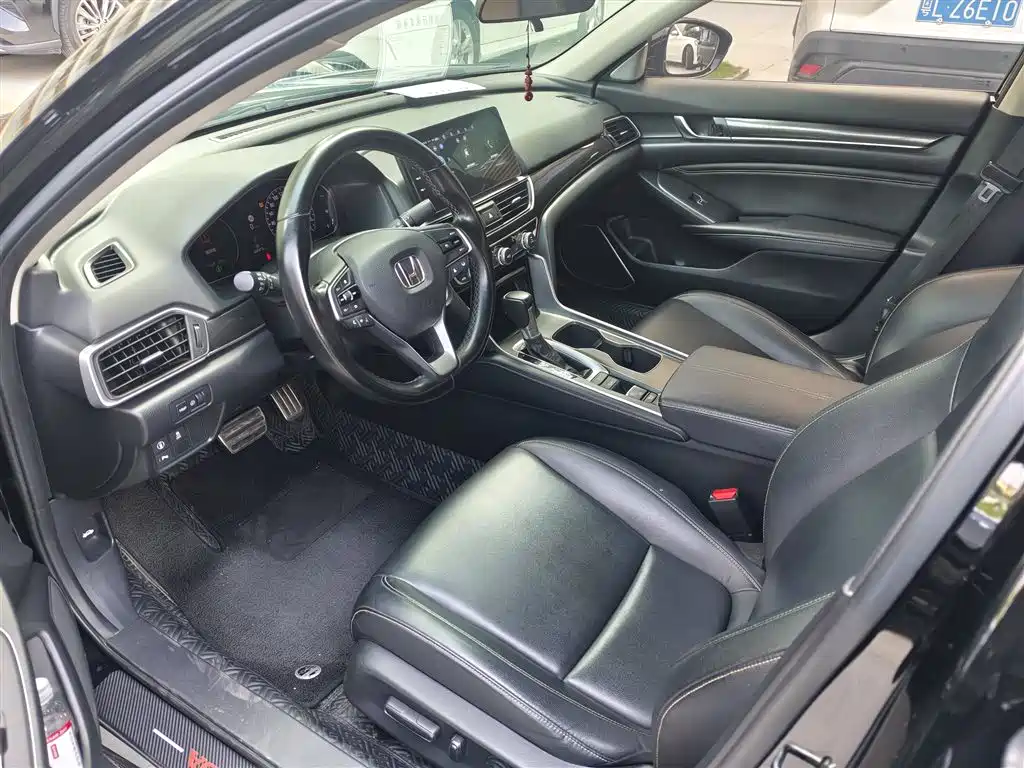 Honda Accord — миниатюра 4