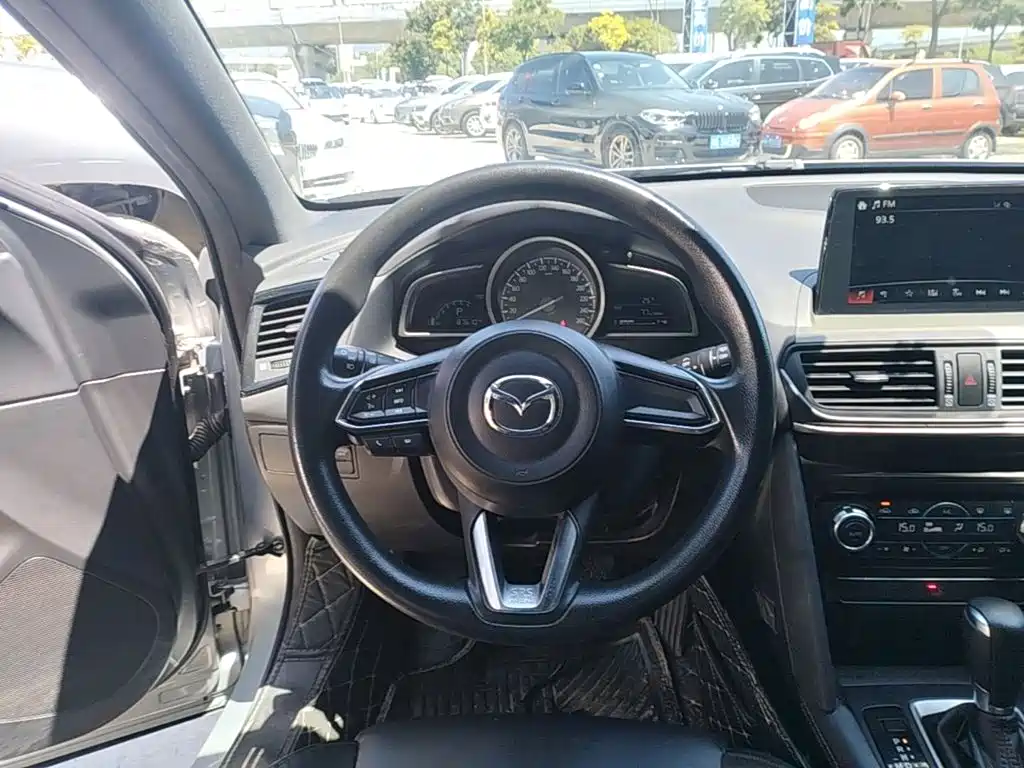 Mazda CX-4 — миниатюра 11