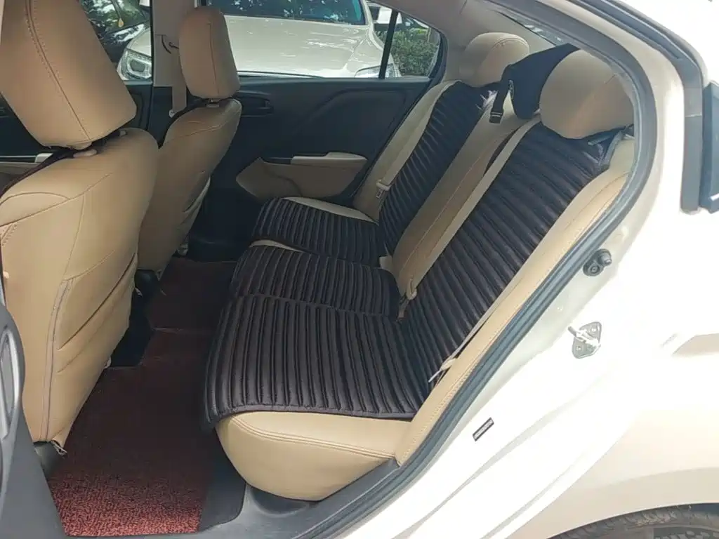 Honda City — миниатюра 17
