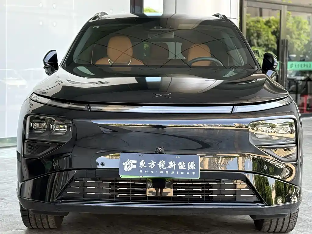 XPeng G9 — миниатюра 2