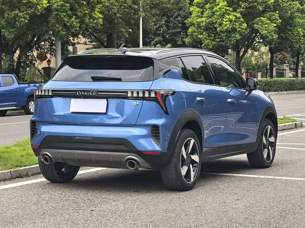 Lynk & Co 06 — миниатюра 5