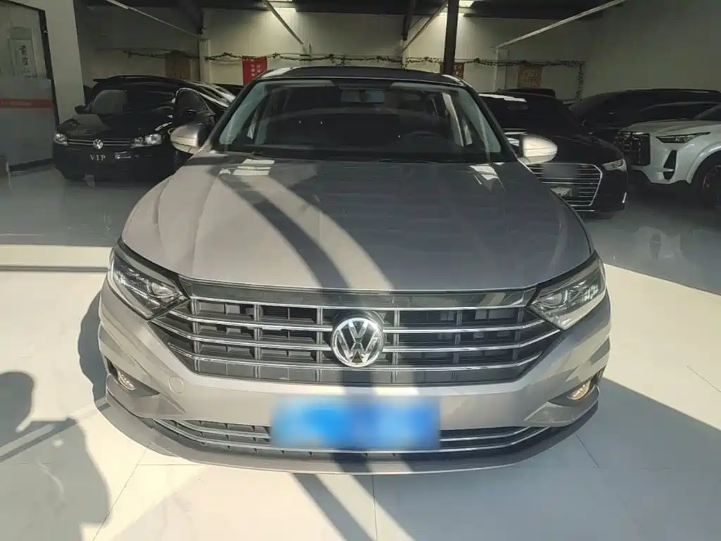 Volkswagen Sagitar — миниатюра 3