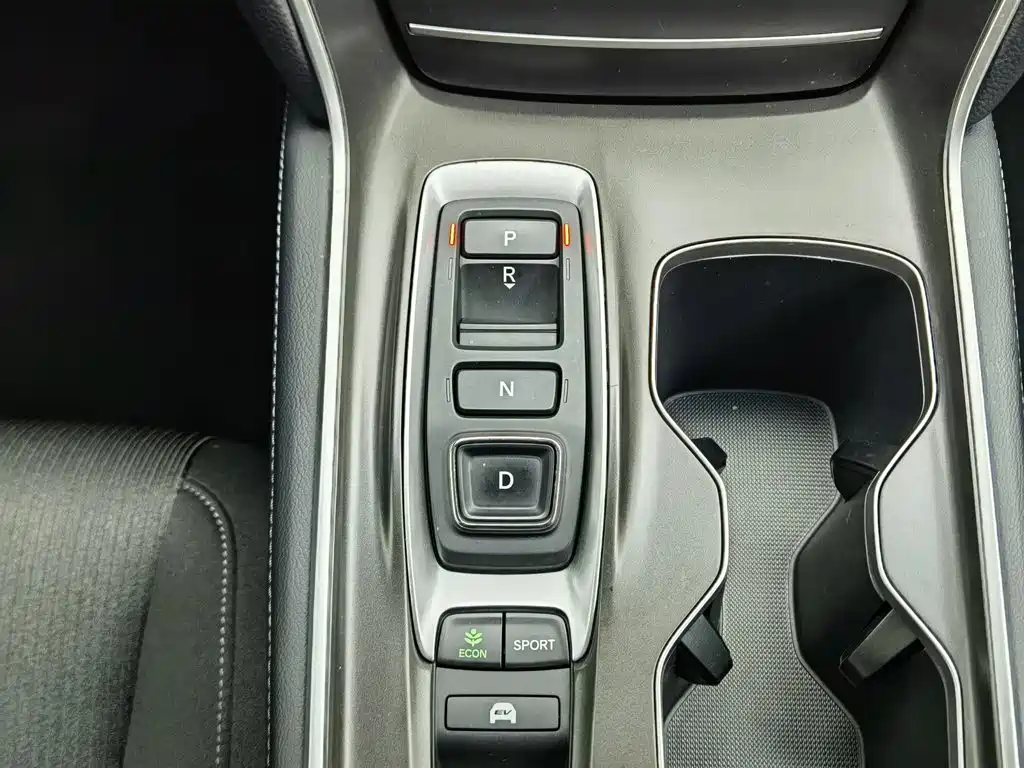 Honda Accord — миниатюра 13