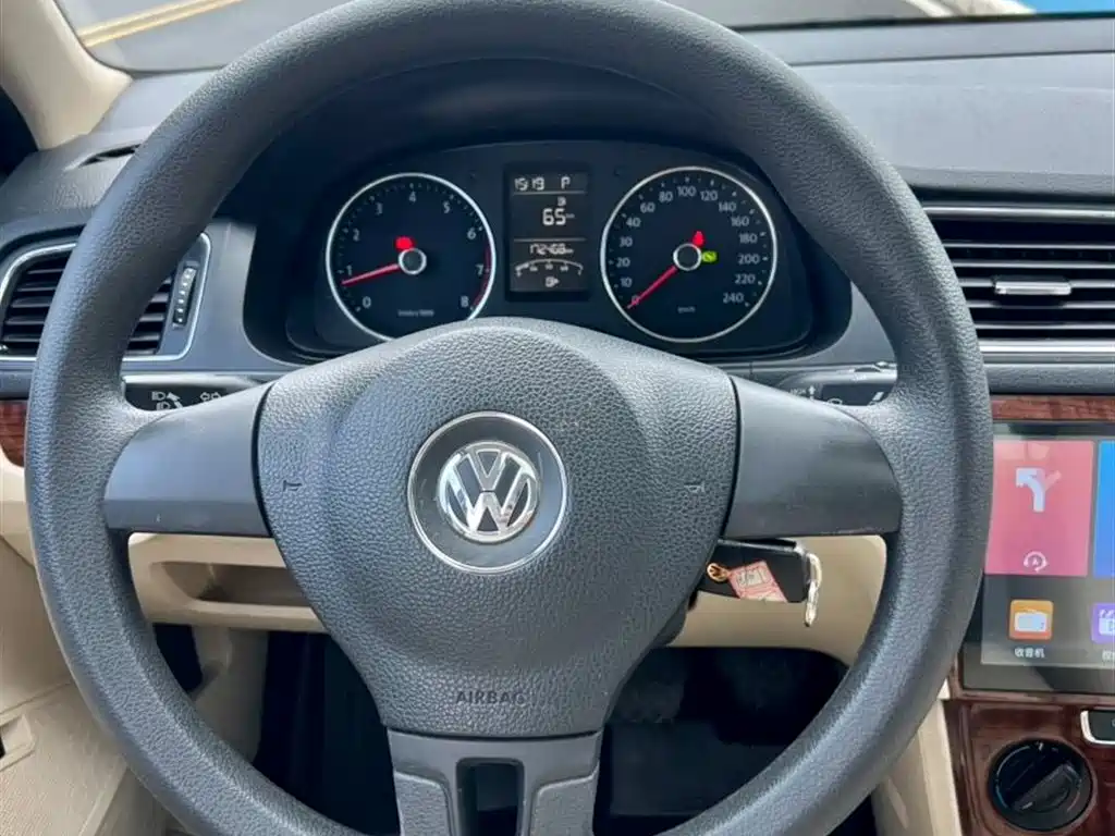 Volkswagen Lavida 2013 1.4TSI DSG Comfort