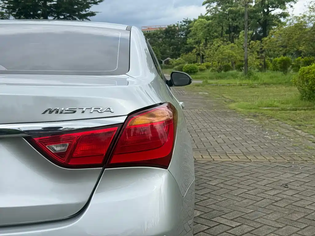 Hyundai Mistra — миниатюра 21