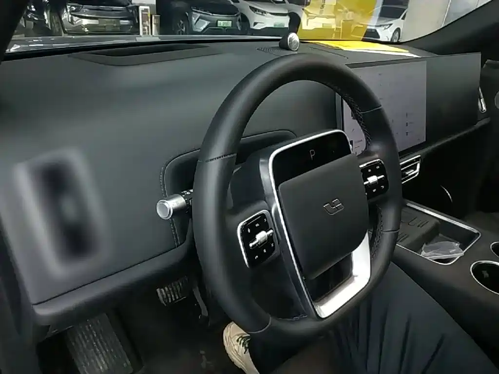 Li Auto Li L8 — миниатюра 10