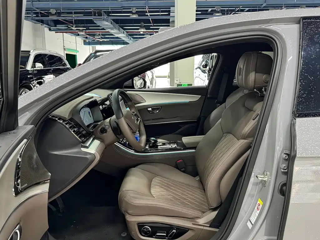 BYD Han 2025 DM-i 125KM Smart Drive