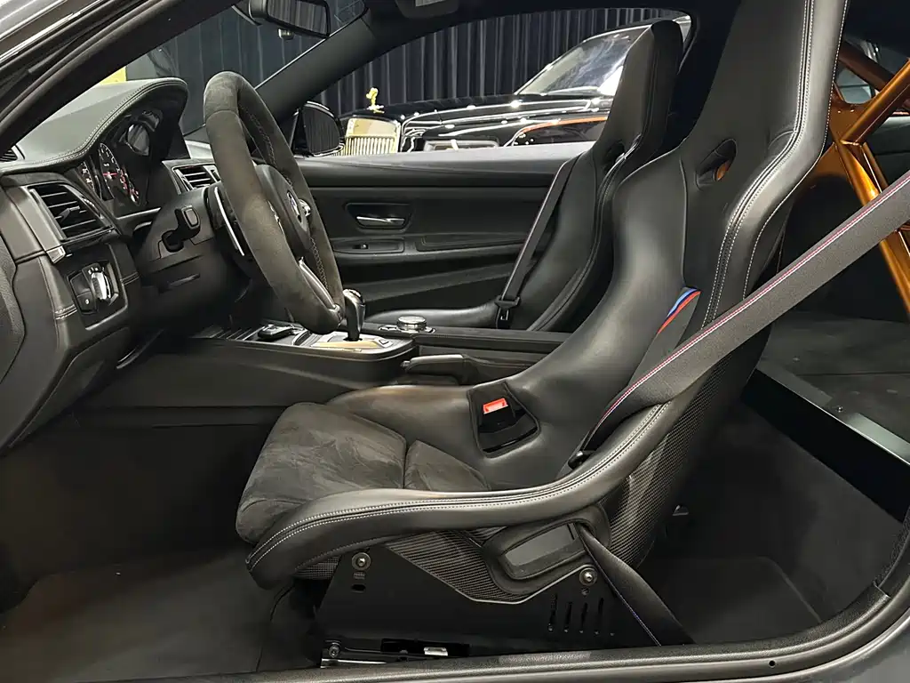 BMW M4 2016 M4 GTS