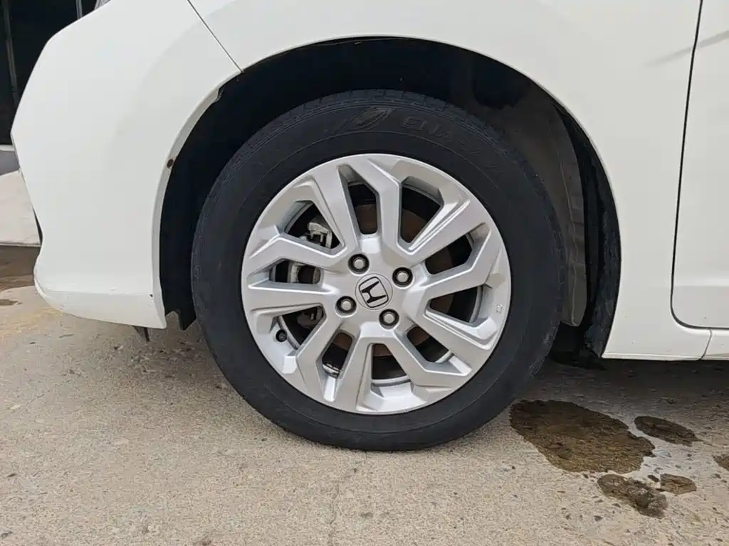 Honda Fit — миниатюра 23