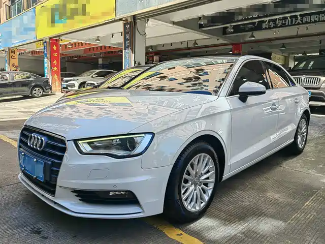 AUDI  A3 2016