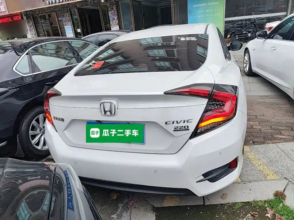 Honda Civic — миниатюра 6