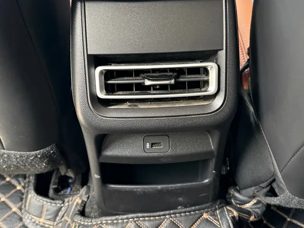 Changan Eado — миниатюра 7