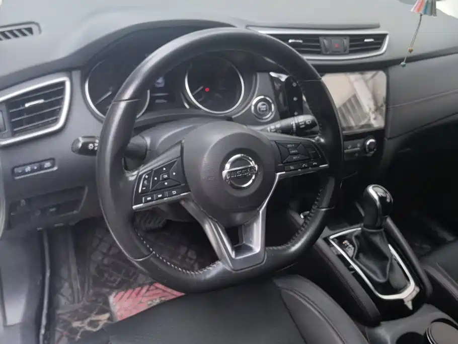 Nissan Qashqai — миниатюра 15