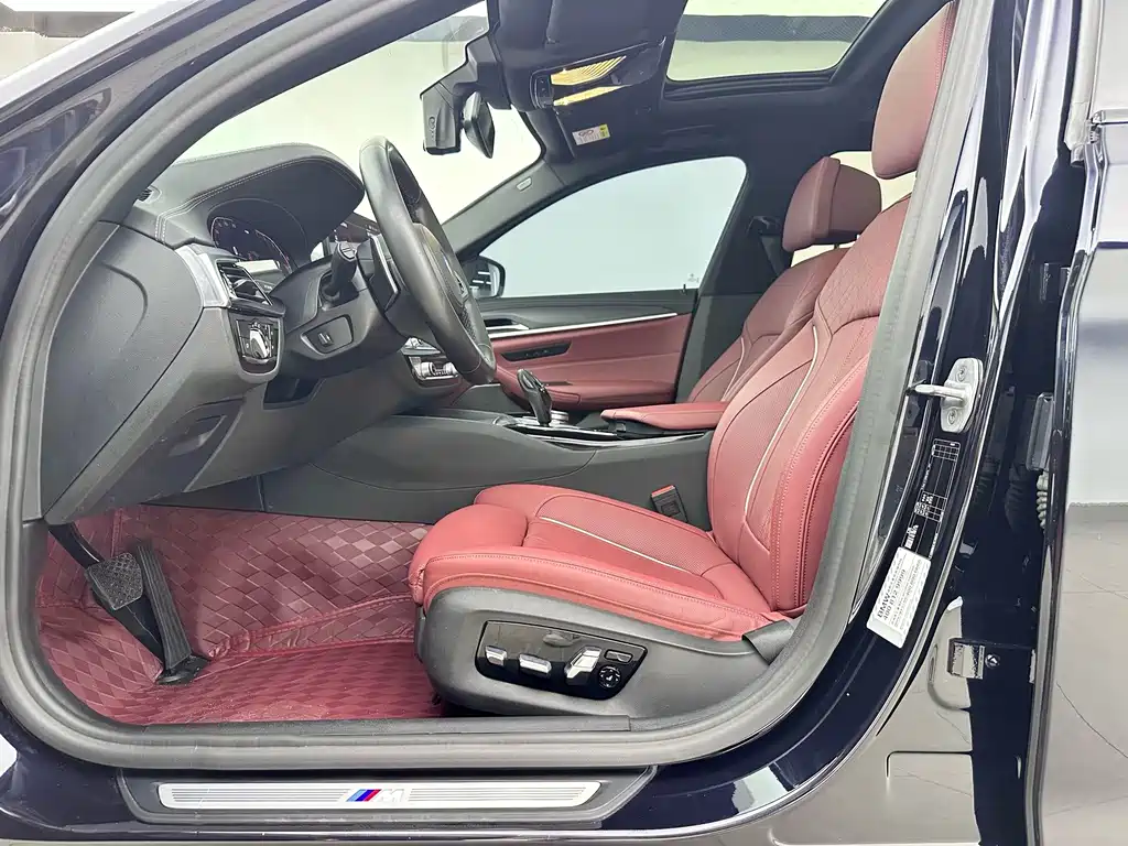 BMW 5 Series — миниатюра 3