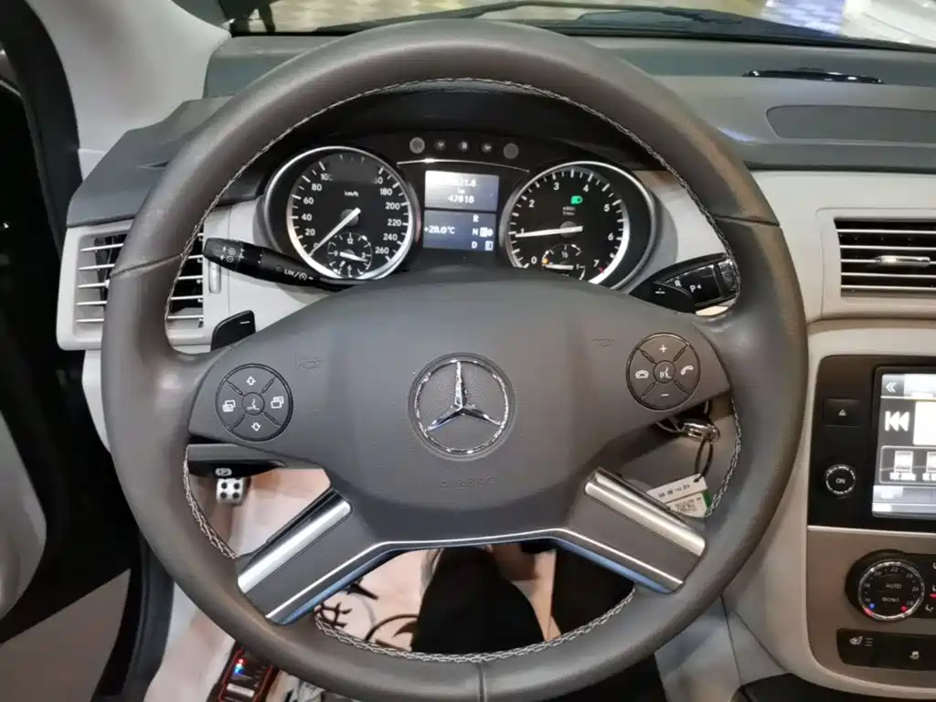 Mercedes-Benz R-Class — миниатюра 11