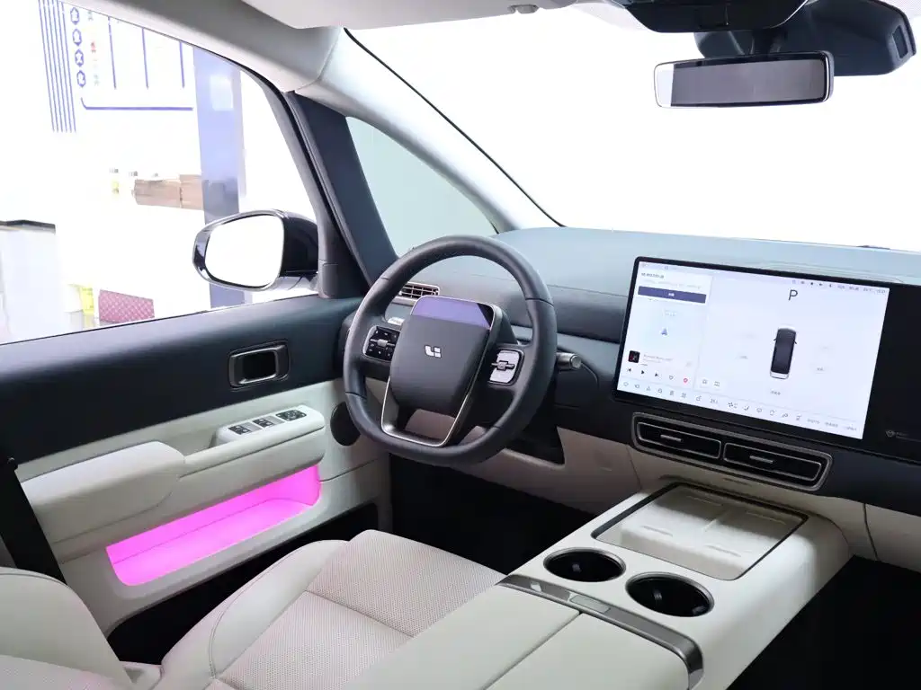 Li Auto Li MEGA — миниатюра 14