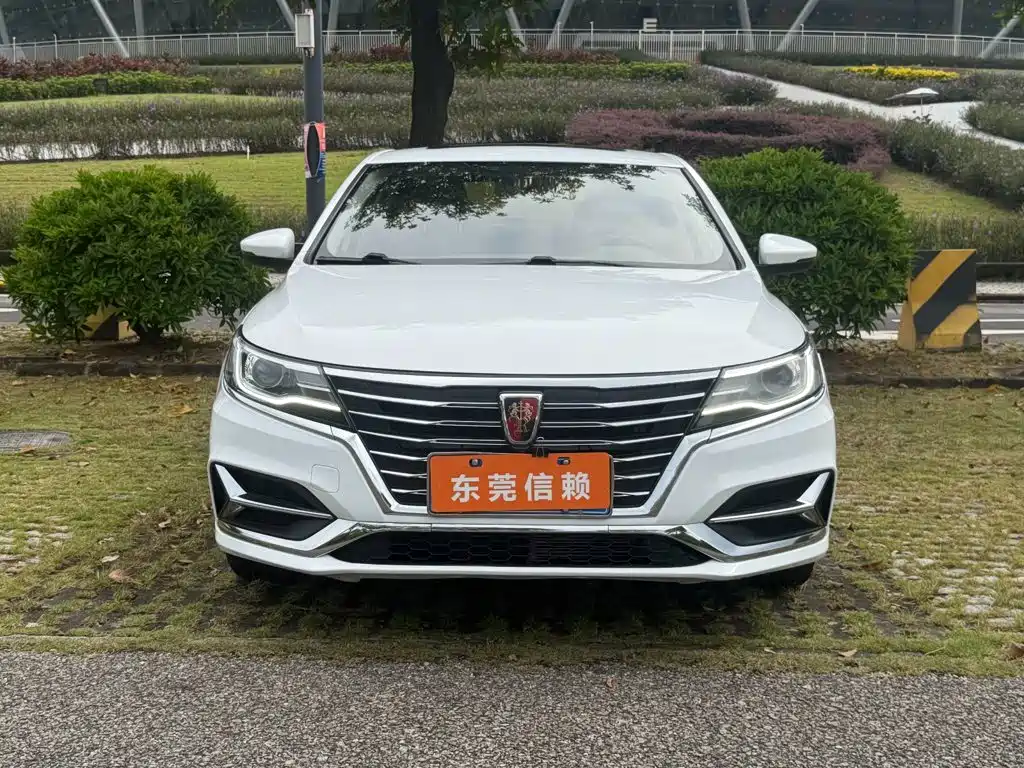 Roewe i6 Classic — миниатюра 3