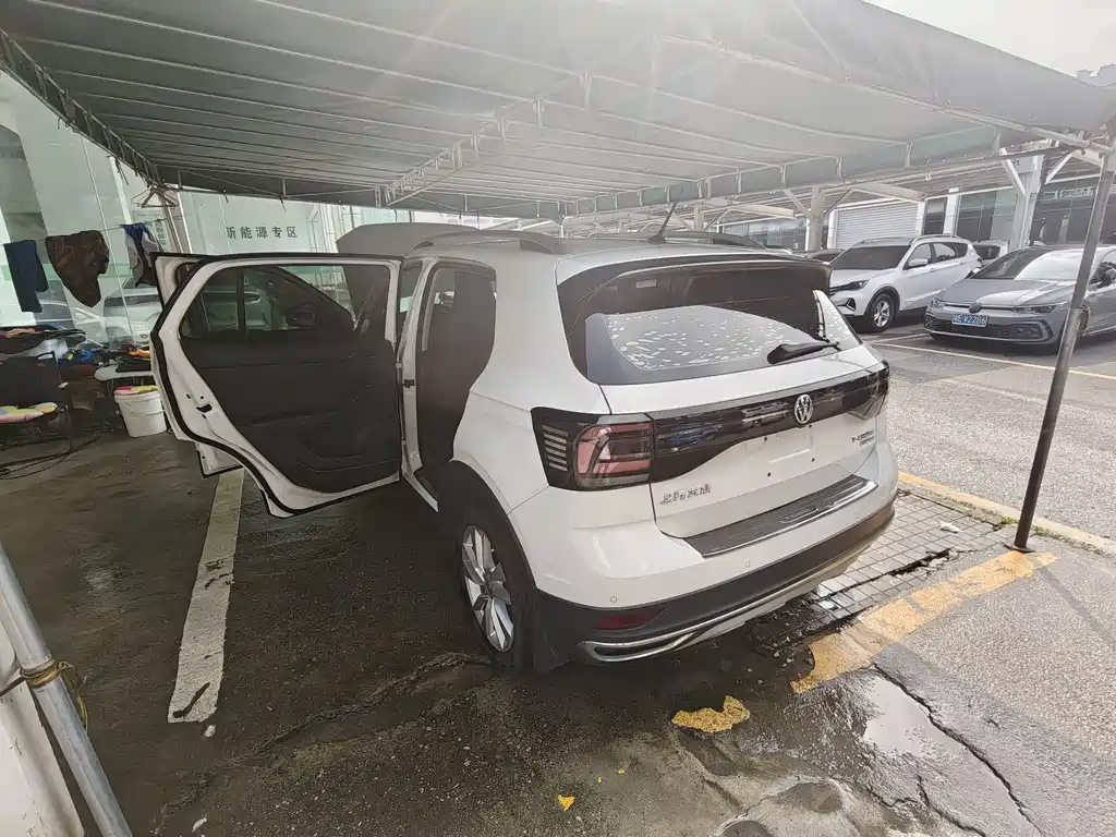 Volkswagen T-Cross — миниатюра 8