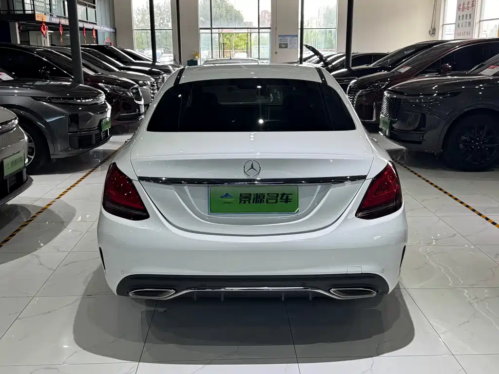Mercedes-Benz C-Class — миниатюра 15