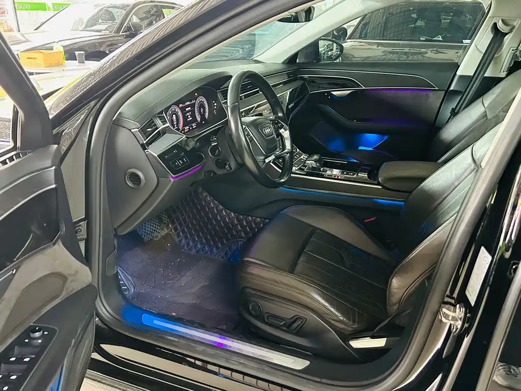 Audi A8 — миниатюра 7