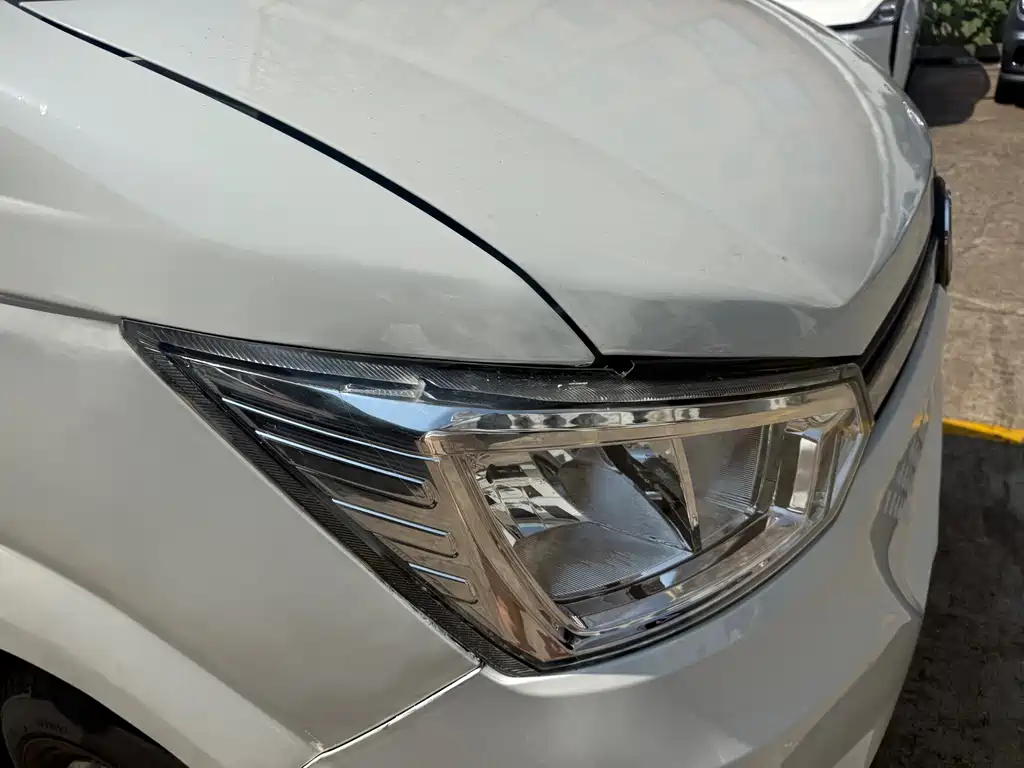 Dongfeng EM26 2023 Standard 41.472kWh