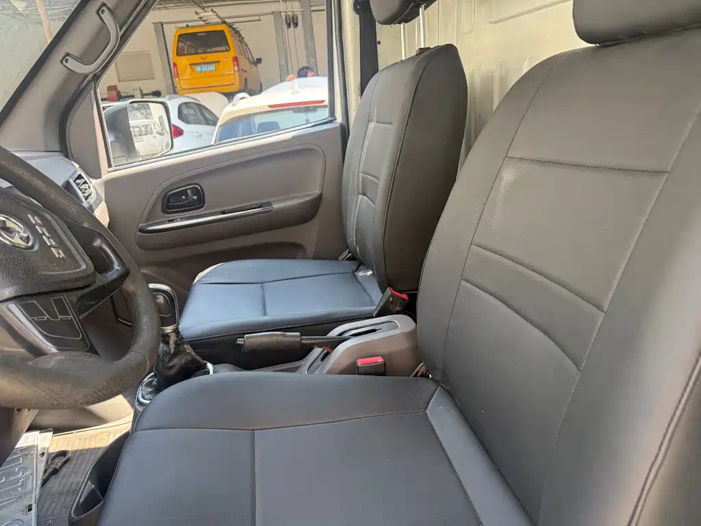 Dongfeng EM26 2023 Standard 41.472kWh