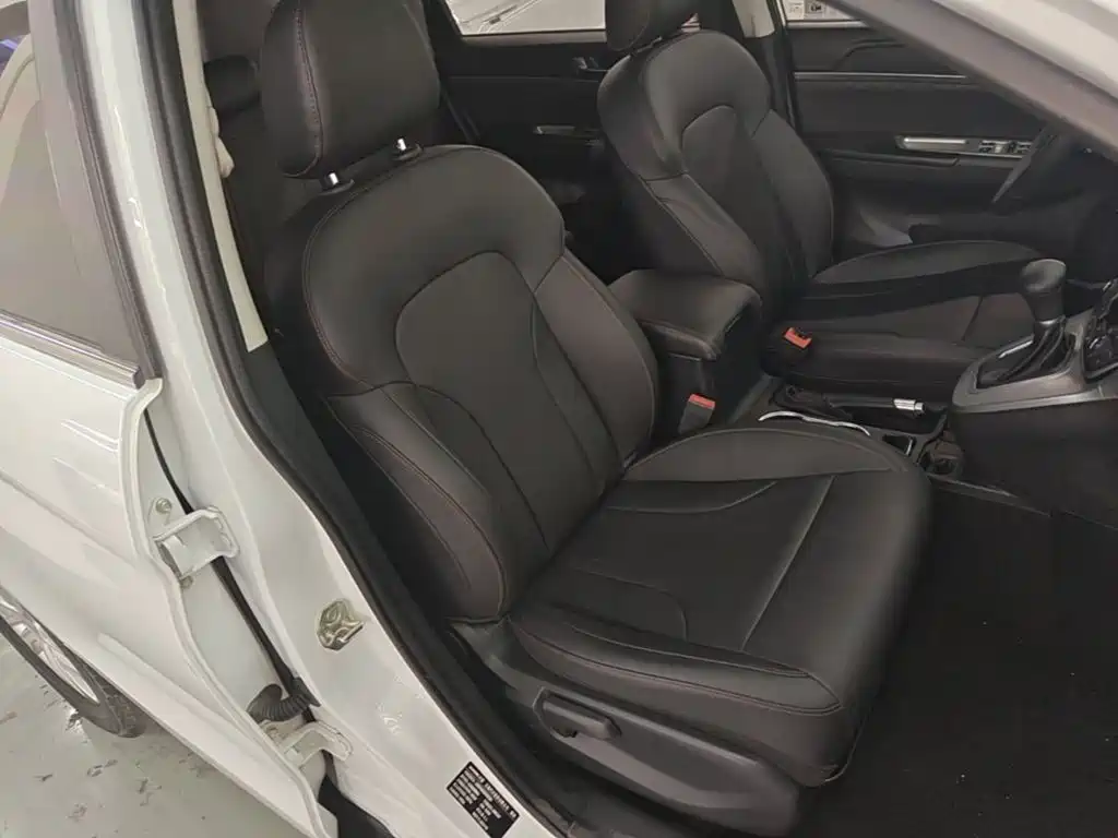 Haval M6 — миниатюра 25