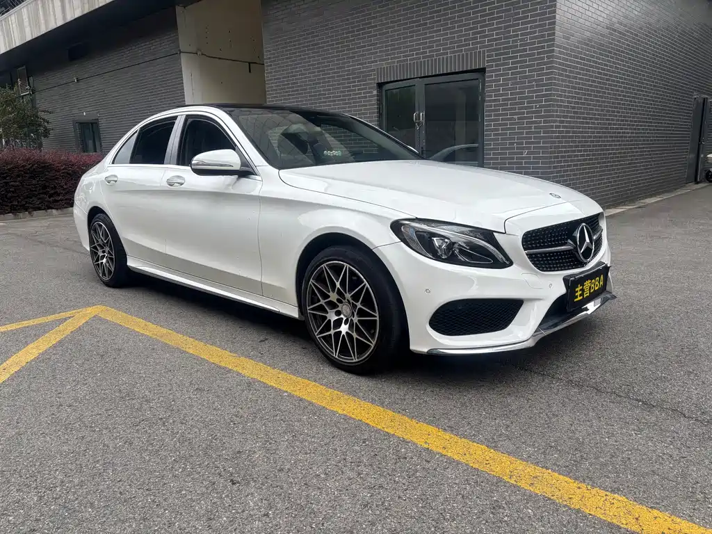 Mercedes-Benz C-Class — миниатюра 3