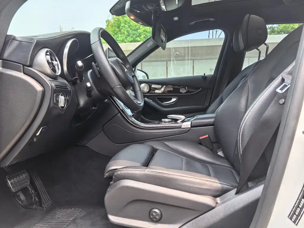Mercedes-Benz GLC 2016 GLC 260 4MATIC