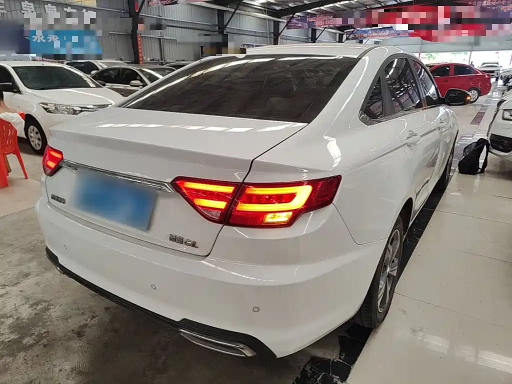 Geely Emgrand GL — миниатюра 7