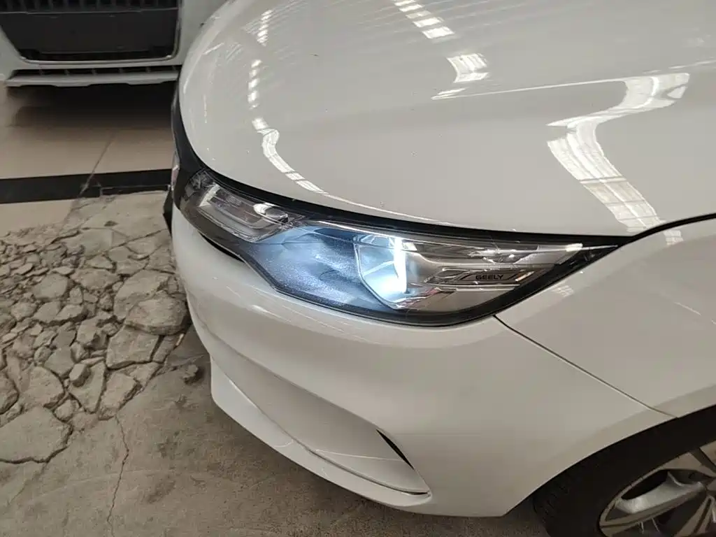 Geely Emgrand GL — миниатюра 24