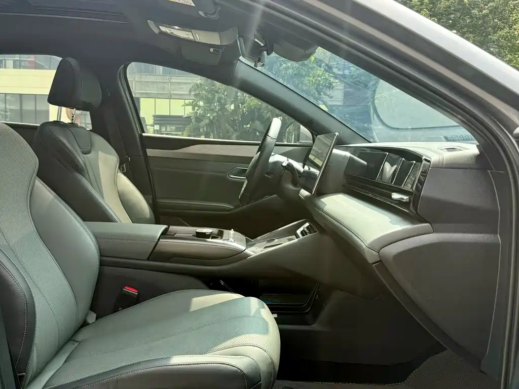 BYD Qin L — миниатюра 14