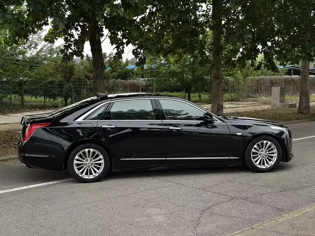 Cadillac CT6 2016 28T Luxury